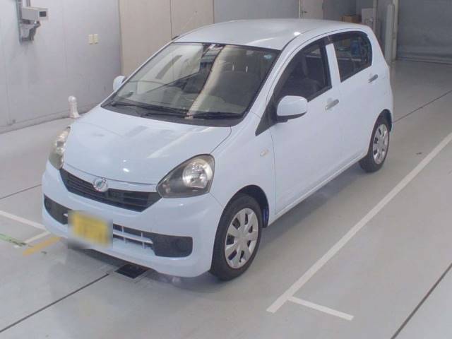 185 DAIHATSU MIRA E S LA300S 2014 г. (CAA Chubu)